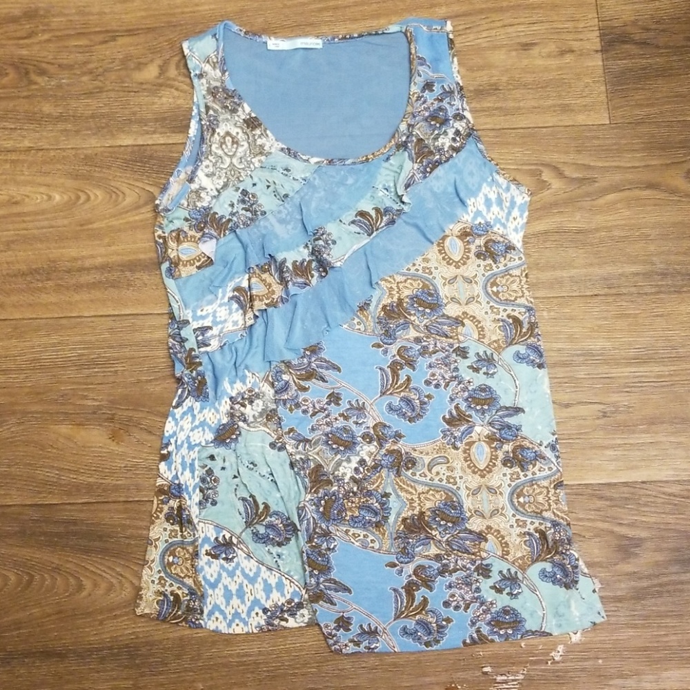 Ruffled tank top